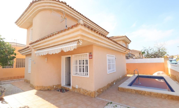 Revente - Villa - Torrevieja - Los Balcones