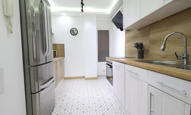 Revente - Appartement - Torrevieja - Centro