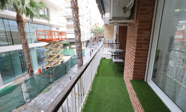 Revente - Appartement - Torrevieja - Centro