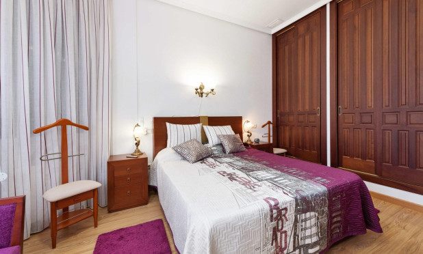 Revente - Villa - Orihuela Costa - Campoamor