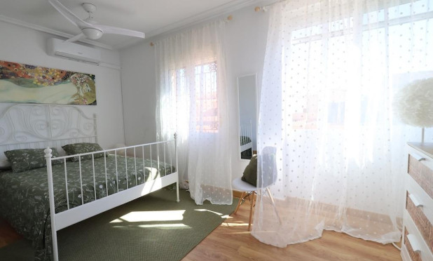 Revente - Appartement - Orihuela Costa - La Zenia