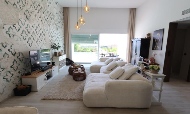 Revente - Villa - Algorfa - Comunidad Valenciana
