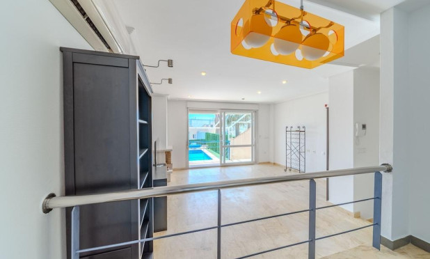 Revente - Villa - Orihuela Costa - Campoamor