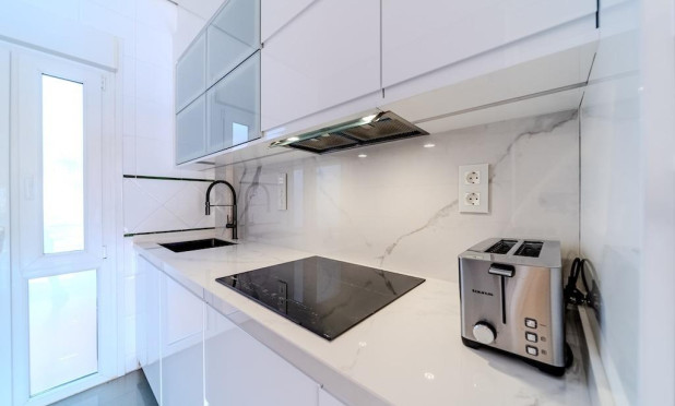 Revente - Villa - Orihuela Costa - Campoamor