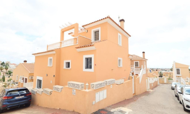 Revente - Villa - San Miguel de Salinas - Las filipinas