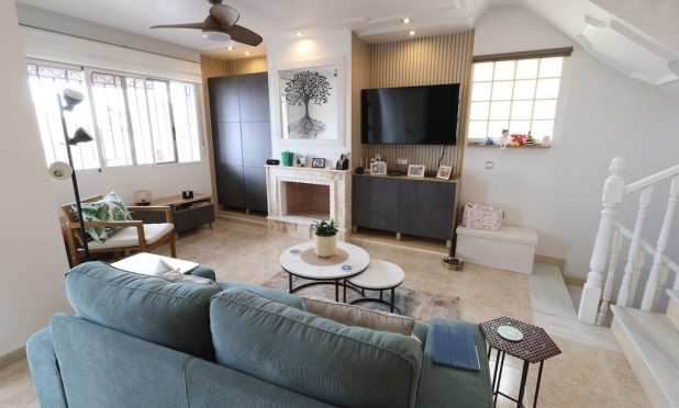 Revente - Villa - San Miguel de Salinas - Las filipinas