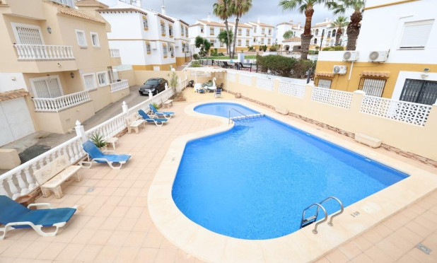 Revente - Villa - San Miguel de Salinas - Las filipinas