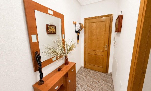 Reventa - Apartamento / piso - Torrevieja - Playa del Cura