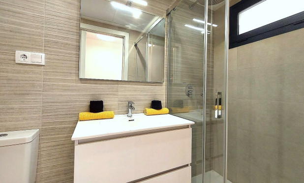 Resale - Apartment / flat - Orihuela Costa - Villamartín