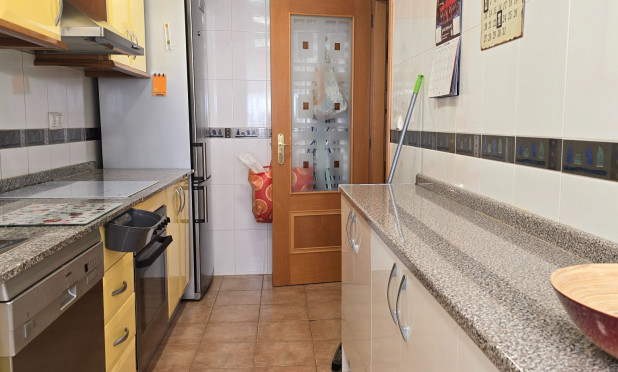 Resale - Apartment / flat - Finestrat - Finestrat Urbanizaciones