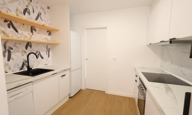 Wiederverkauf - Wohnung - Orihuela Costa - La Zenia