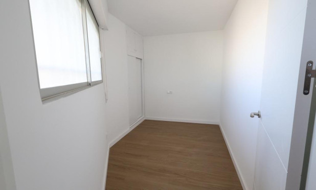Wiederverkauf - Wohnung - Orihuela Costa - La Zenia
