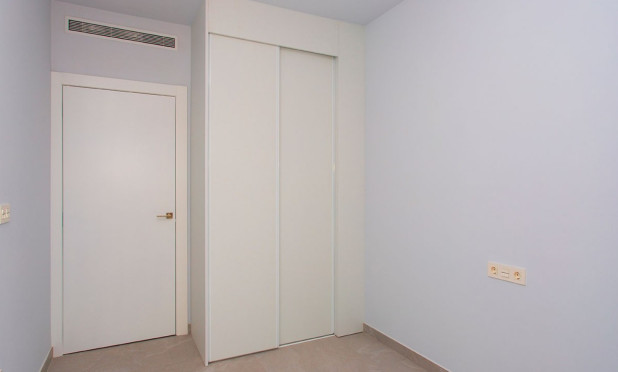 Herverkoop - Appartement / flat - Torrevieja - Playa del Cura