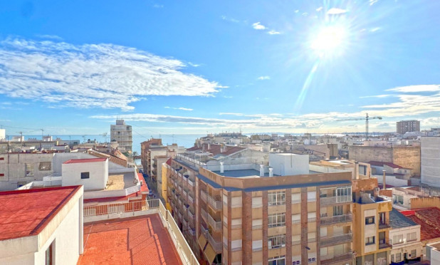 Herverkoop - Appartement / flat - Torrevieja - Playa del Cura