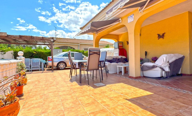 Revente - Villa - Torrevieja - Los Balcones - Los Altos del Edén