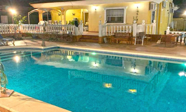 Revente - Villa - Torrevieja - Los Balcones - Los Altos del Edén