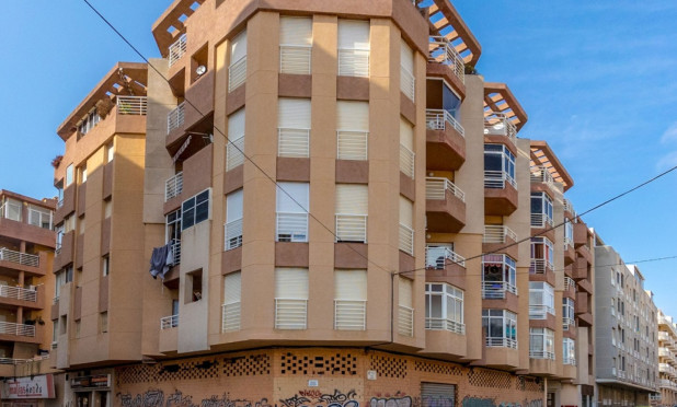 Resale - Commercial - Torrevieja