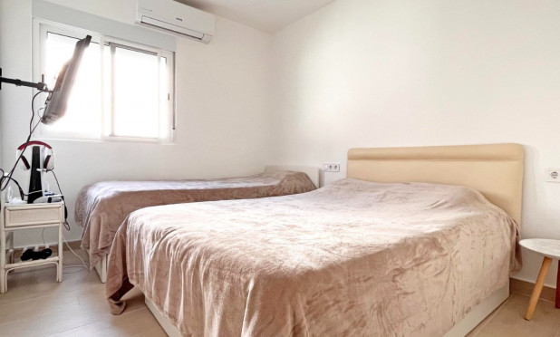 Resale - Townhouse - Orihuela Costa - Playa Flamenca