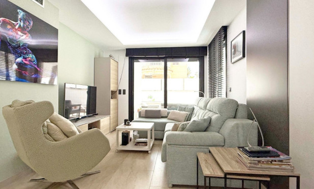 Resale - Villa - Orihuela Costa - Villamartín