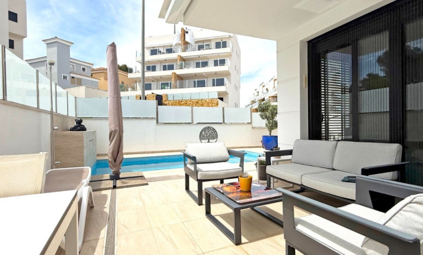 Resale - Villa - Orihuela Costa - Villamartín