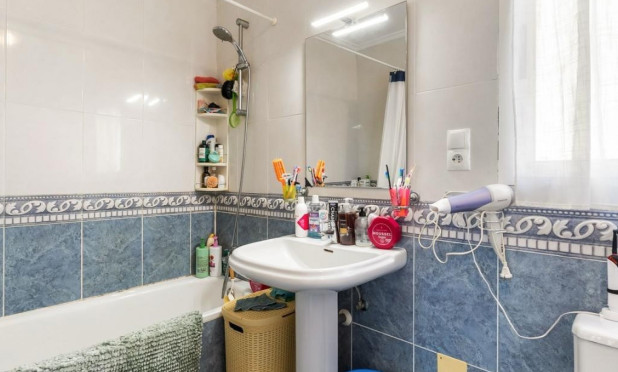 Resale - Villa - Orihuela Costa - Villamartín