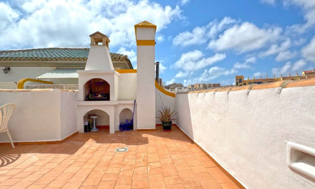 Odsprzedaż - Kamienica - Torrevieja - Torrelamata - La Mata