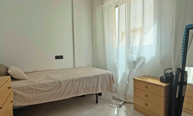 Odsprzedaż - Kamienica - Torrevieja - Torrelamata - La Mata