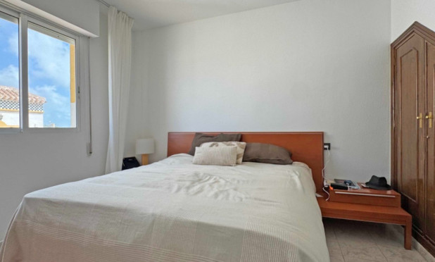 Odsprzedaż - Kamienica - Torrevieja - Torrelamata - La Mata