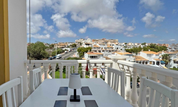Odsprzedaż - Kamienica - Torrevieja - Torrelamata - La Mata