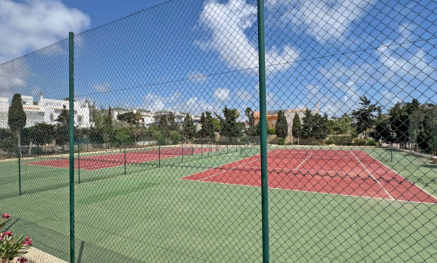 Odsprzedaż - Kamienica - Torrevieja - Torrelamata - La Mata