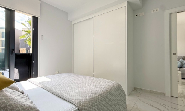 Resale - Apartment / flat - Orihuela Costa - Los Altos