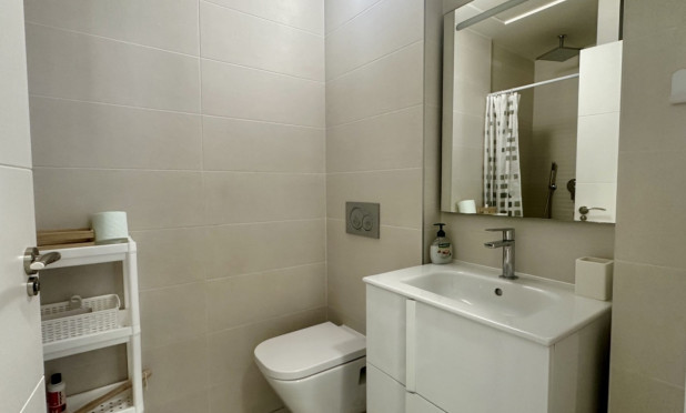 Resale - Apartment / flat - Orihuela Costa - Villamartín