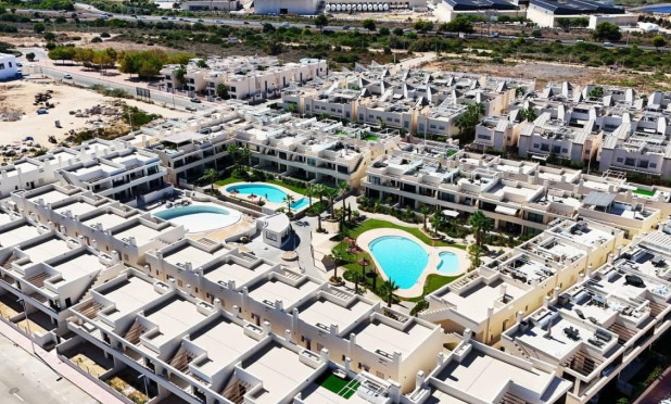 Resale - Apartment / flat - Torrevieja - La Veleta