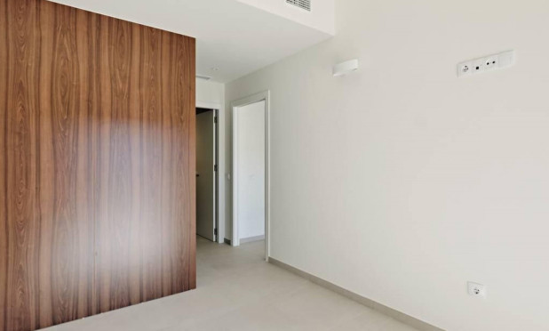 Resale - Apartment / flat - Torrevieja - La Veleta