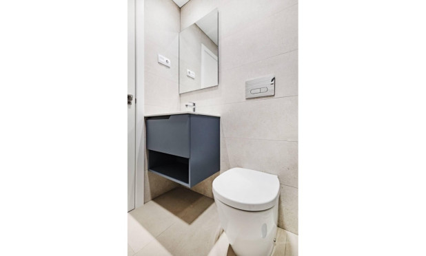 Resale - Apartment / flat - Torrevieja - La Veleta