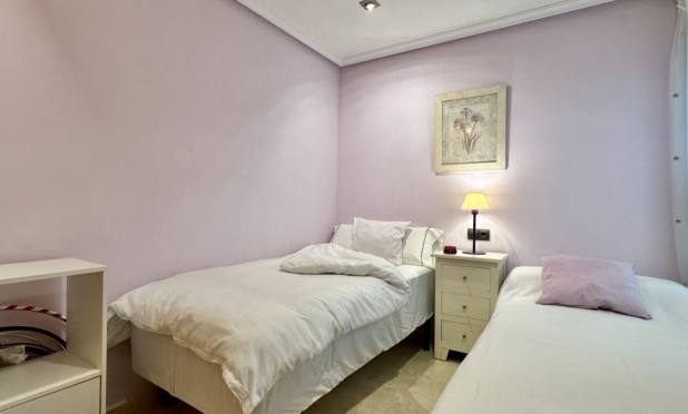 Resale - Apartment / flat - Guardamar del Segura