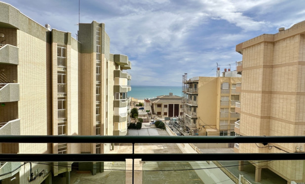 Resale - Apartment / flat - Guardamar del Segura