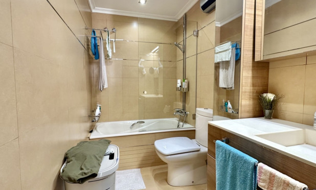 Resale - Apartment / flat - Guardamar del Segura