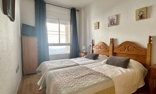 Reventa - Apartamento / piso - Torrevieja