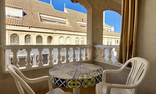 Reventa - Apartamento / piso - Torrevieja