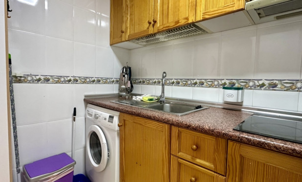 Reventa - Apartamento / piso - Torrevieja