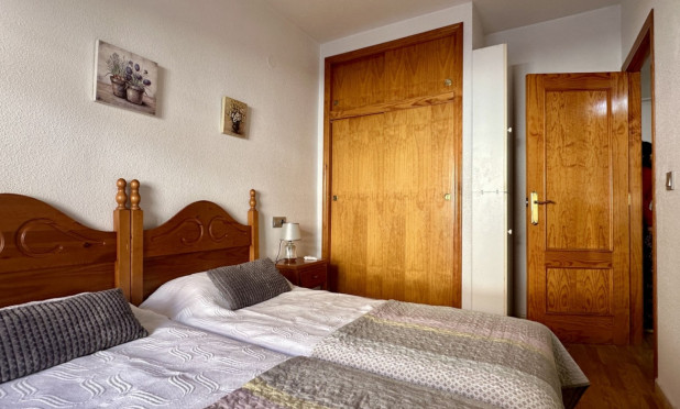 Reventa - Apartamento / piso - Torrevieja