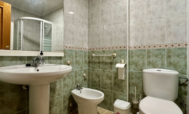 Reventa - Apartamento / piso - Torrevieja
