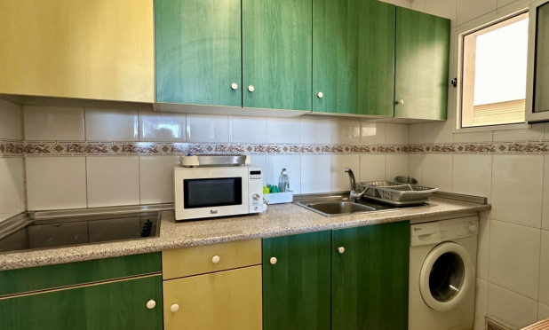 Reventa - Apartamento / piso - Torrevieja