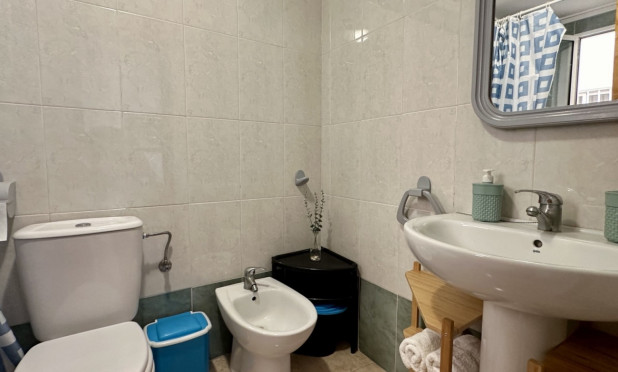 Reventa - Apartamento / piso - Torrevieja