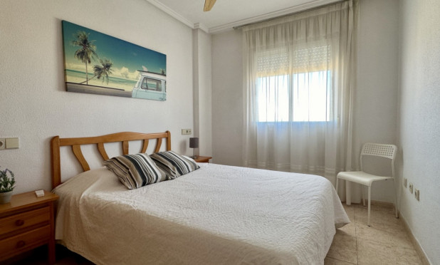 Reventa - Apartamento / piso - Torrevieja