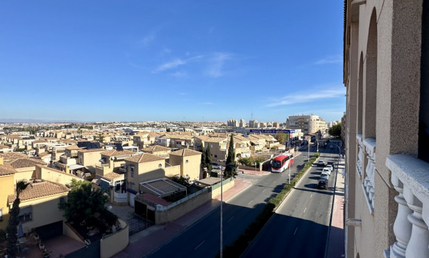 Reventa - Apartamento / piso - Torrevieja