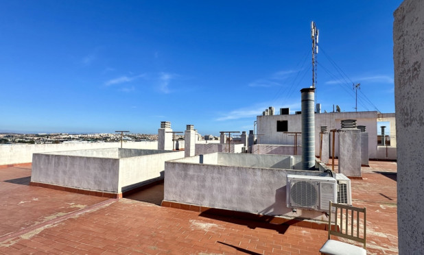 Reventa - Apartamento / piso - Torrevieja
