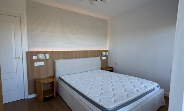 Resale - Apartment / flat - Orihuela Costa - Punta Prima