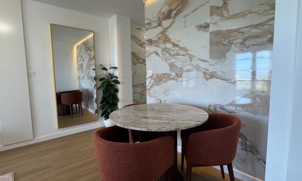 Resale - Apartment / flat - Orihuela Costa - Punta Prima